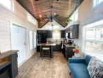 Used renewed 2018 Meadowview - Image 5