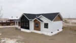 MODERN FARMHOUSE - Image 4